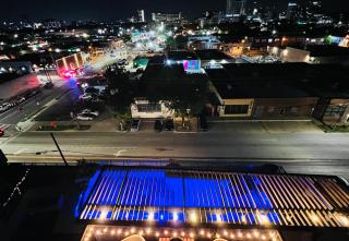 2B-2B Penthouse,Skypool,Theatre Room,Game Room - Dallas - 5
