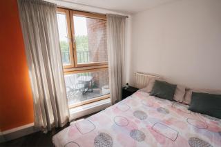 London Luxury Flat - Upper Whistler Walk - 3