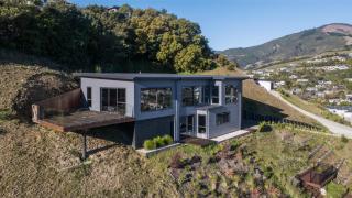 Horizon View Retreat - Nelson Holiday Home - Nelson - 9