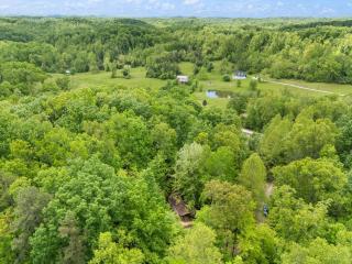 CREEKSIDE SNUG wd HOTTUB - 2