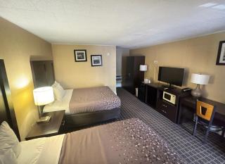 Castlewood Inn - 0
