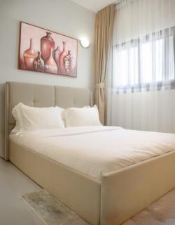 Charming Villa In Hydra Village Between Dxb & Ad - Abu Dhabi - 6