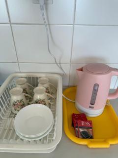 Cozy UB Stay-Walk to Attractions - 2