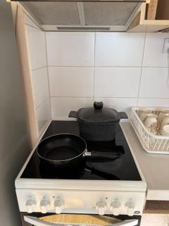 Cozy UB Stay-Walk to Attractions - 1