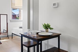 Bright and Modern Studio in Louisville # 303 - 1