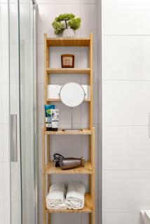 HideOut Apartments - 3