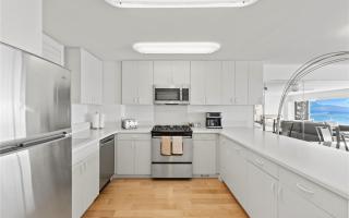 Beachfront Honolulu Condo ,Ocean View, High Floor, Quiet, Colony Surf 1202 - 7