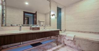Qingdao Star River Hotel - 1