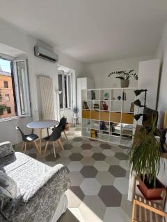 Renovated studio near the Vatican - 1