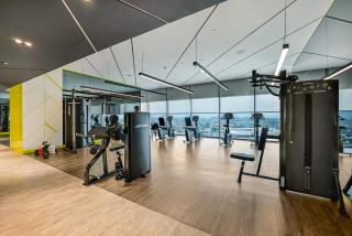 Guest Favorite - Premium 3BR with Skyline Views at Floor 50 - 7