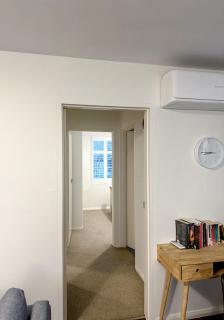 Chic Malvern Retreat, Ideal for Study, Relaxation, Fun - 1