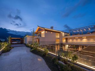 Sunny Aerie丨 Golden Peak Resort - 8