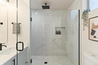 NEW Townhome in the Heart of Seattle - 4