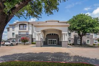 Super 8 by Wyndham Fort Worth Stockyards - 9