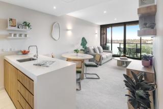 108 Flinders - Stunning Views & Prime Location - 5