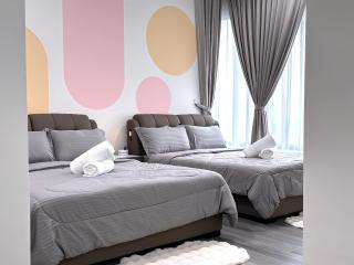 Mosaic Midvalley CityAsh 3BR 8-10pax Bathtub by Our Stay - 4