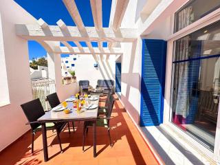 Ocean Breeze WindMill Condo by BeCherish - 0