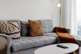 Cozy 1BR Apartment in Sobha Hartland Waves, Meydan - Allsopp & Allsopp - 3