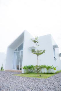 Putih Kaca Villa - Yogyakarta - 0