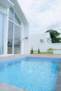 Putih Kaca Villa - 7