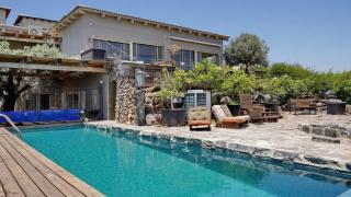 Luxury Retreat With Garden and Pool - Migdal - 6
