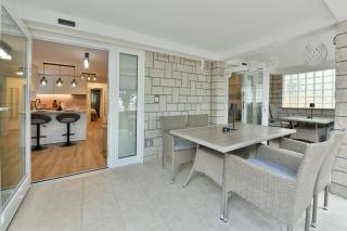 Apartments Home Homar - 0