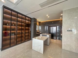 5BR Villa in Clark - 8