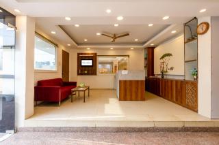 Hotel The Classic Inn Noida sector 70 - Noida - 8