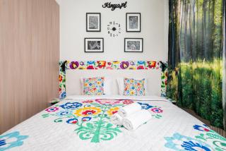 Folk&Art Apartments by Kinya by BookingHost - 2