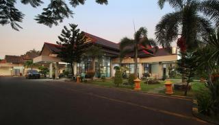 Hotel Grand Trisula Indramayu - 0
