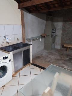 Iporã casa simples Ar-cond, wi-fi, smartv, máquina de lavar 6 pessoas, equipado com churrasqueira, garagem para 4 carros sendo 2 coberta, Hop Independente - Araçatuba - 4