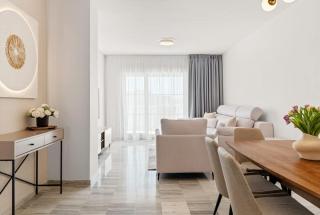 Domillion 2bdr 2bath apt Lomas33 Cabopino Golf - 3