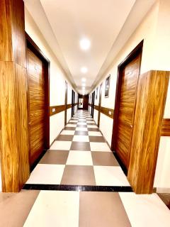 Hotel Woodlark Zirakpur II A Peaceful Stay I Travelers Choice I Best for Family and Group - 2