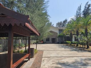 Casa Tanjung Jara Villa - 4