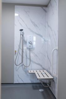 Leicester LE9 All-In-One Stay with 9 Studios - Earl Shilton - 6