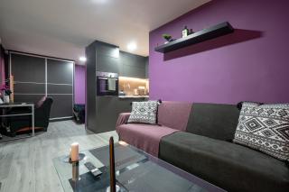 Lilac Dream in Glyfada by ΜΡS - Athen - 0