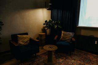 Dark & Moody Mid Century Apartment - Riga - 6