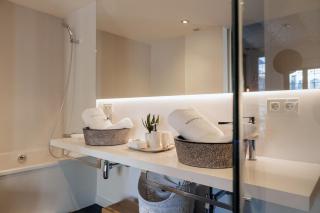 Top ten street in the world by Time Out Front View of Casa Batlló - 3