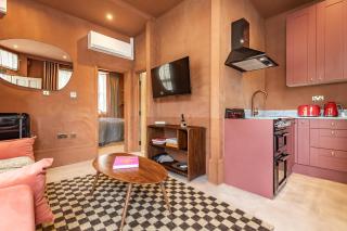 Maison Rokxy - Luxury Apartments - 7