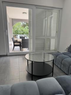 Isla Lux Apartment - 4