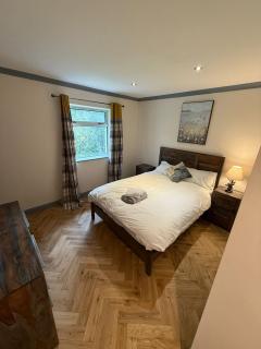 Luxurious Cottage on the River of Portree - 5