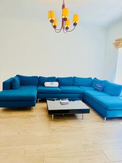 Luxury Ascot Retreat Heated Pool & Jet Massage Spa - Sunningdale - 3