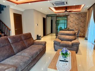 Sunway Lakeside Bungalow in Ipoh - Ipoh - 5