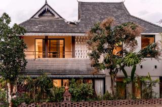 M ORIGINAL VILLA - 0