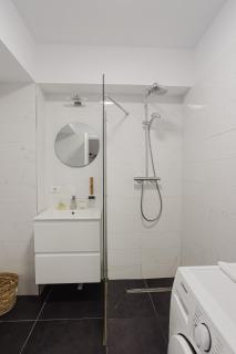 City Center Accommodation - 404 - 1