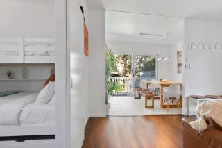 The Point Arkwright Bungalow - Yaroomba - 2