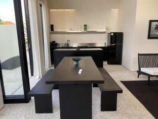 The Zouzou Suites 2 - - 1