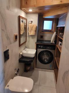 Anna's Treehouse - 8