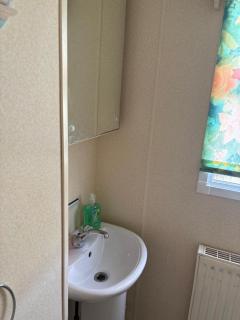 8 Berth Dog friendly Caravan Ingoldmells - Ingoldmells - 2