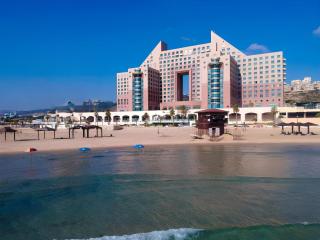 Almog Beach apt Hotel מלון דירות אלמוג ביץ' - Haifa - 0